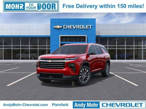 New 2026 Chevrolet Traverse LT image 1