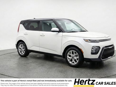 Used 2025 Kia Soul LX w/ LX Technology Package image 1