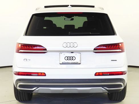 Used 2023 Audi Q7 2.0T Premium Plus w/ Premium Plus Package AWD/4WD image 8