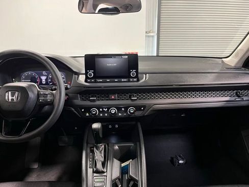 Used 2024 Honda Accord EX image 20