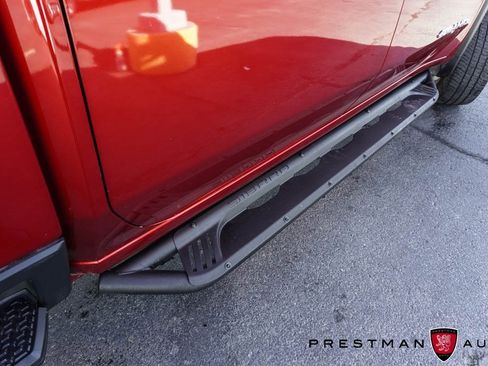 Used 2022 GMC Sierra 2500 AT4 w/ AT4 Preferred Package image 15