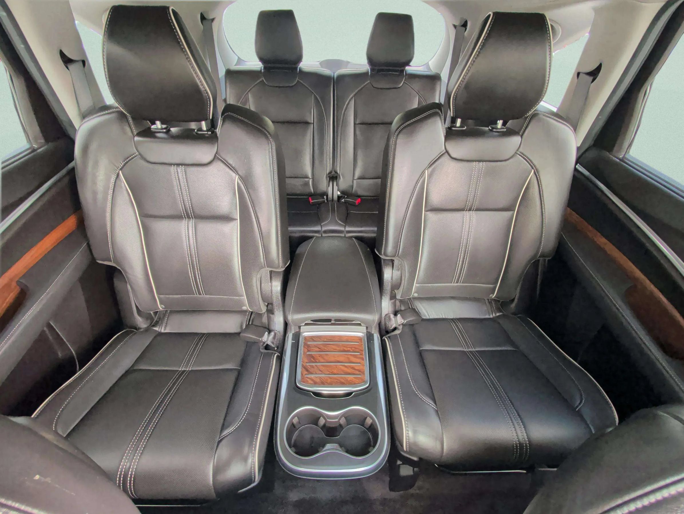 Used 2017 Acura MDX w/ Advance Package AWD/4WD image 33