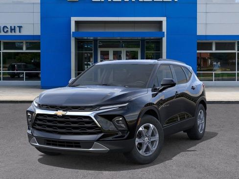 New 2026 Chevrolet Blazer LT w/ Convenience Package FWD image 6