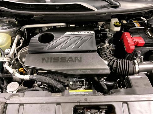 Used 2023 Nissan Rogue SV image 34