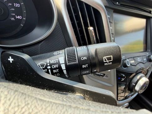 Used 2012 Hyundai Veloster w/ Style Pkg FWD image 15