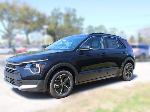 New 2026 Kia Niro EX FWD image 14