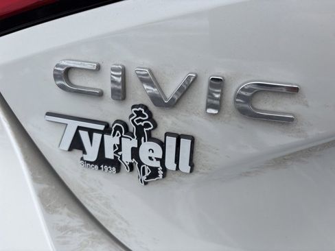 Used 2024 Honda Civic Sport image 14