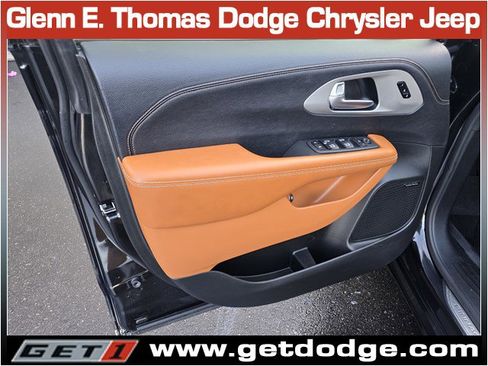 Used 2024 Chrysler Pacifica Pinnacle image 24