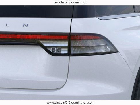 New 2026 Lincoln Aviator AWD image 23