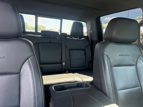 Used 2024 GMC Sierra 2500 Denali w/ Denali Reserve Package AWD/4WD image 33
