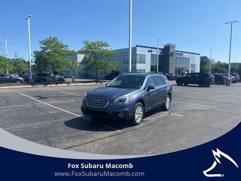 Used 2017 Subaru Outback 2.5i Premium AWD/4WD image 1