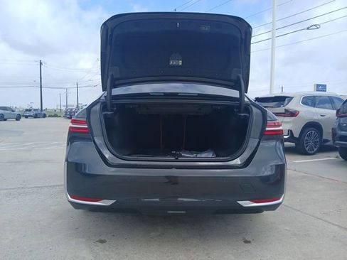 New 2026 BMW 530i image 9