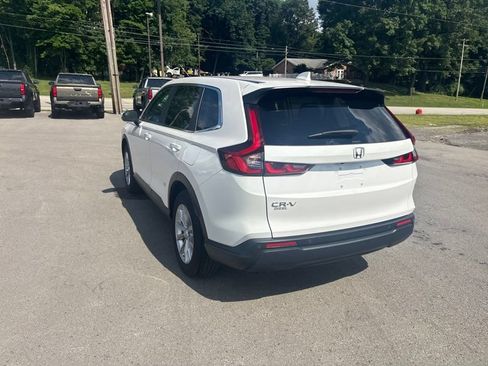 Used 2024 Honda CR-V EX-L image 5