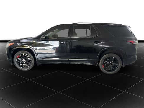 Used 2021 Chevrolet Traverse Premier w/ Redline Edition image 2