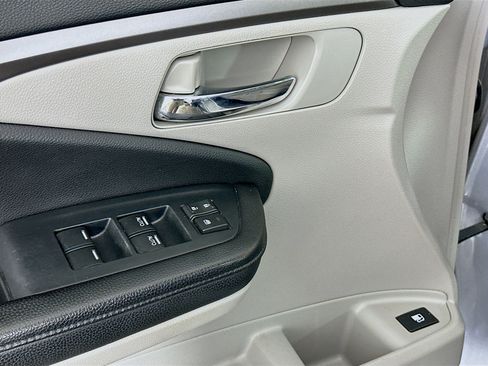 Used 2020 Honda Pilot EX image 15