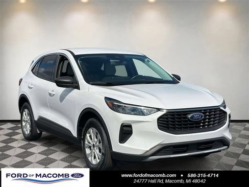 Used 2023 Ford Escape Active w/ Tech Pack #1 AWD/4WD image 1