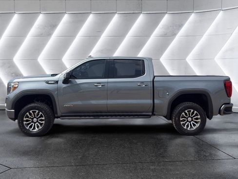Used 2021 GMC Sierra 1500 AT4 w/ AT4 Premium Package AWD/4WD image 4