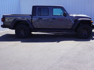 Used 2022 Jeep Gladiator Mojave w/ Cold Weather Group AWD/4WD video 2
