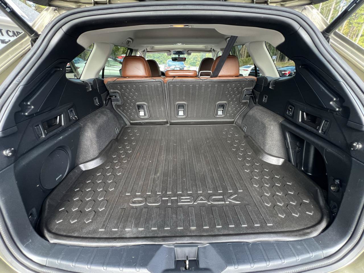 Used 2021 Subaru Outback Touring XT AWD/4WD image 13