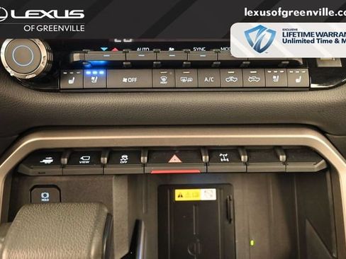 Used 2023 Toyota Tundra Limited w/ TRD Off-Road Package AWD/4WD image 15