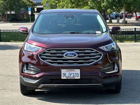 Used 2024 Ford Edge Titanium image 9
