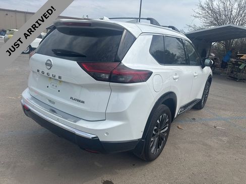 Certified 2025 Nissan Rogue Platinum w/ Platinum Premium Package image 5