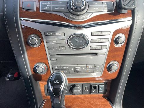 Used 2018 INFINITI QX80 w/ Driver Assistance Package image 21