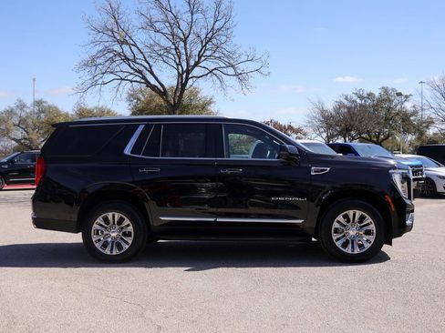Used 2025 GMC Yukon Denali image 5