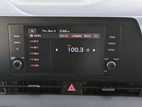 Used 2024 Kia Sportage LX image 18