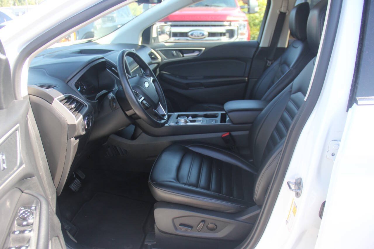 Used 2024 Ford Edge SEL AWD/4WD image 23
