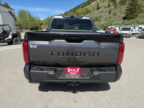 Used 2025 Toyota Tundra Platinum AWD/4WD image 4
