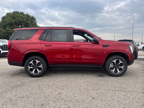 New 2026 GMC Yukon AT4 w/ AT4 Premium Package AWD/4WD image 6