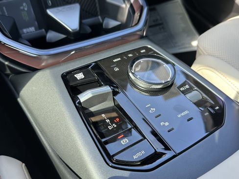 Used 2026 BMW X3 xDrive30 w/ Convenience Package image 23