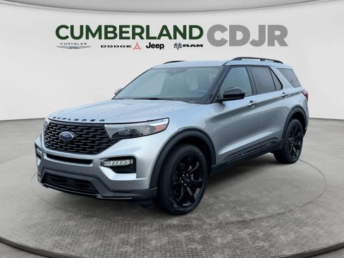 Used 2023 Ford Explorer ST-Line w/ Class IV Trailer Tow Package AWD/4WD image 4