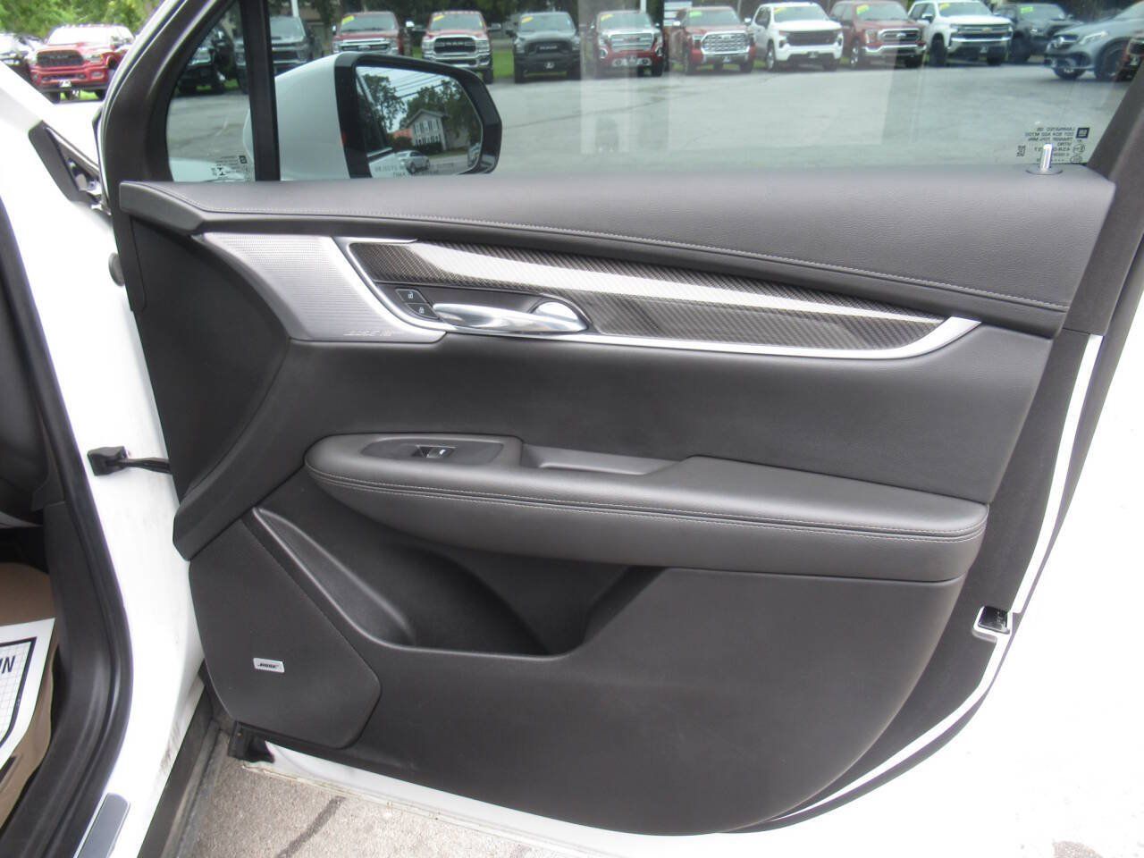 Used 2022 Cadillac XT6 Sport w/ Technology Package AWD/4WD image 14