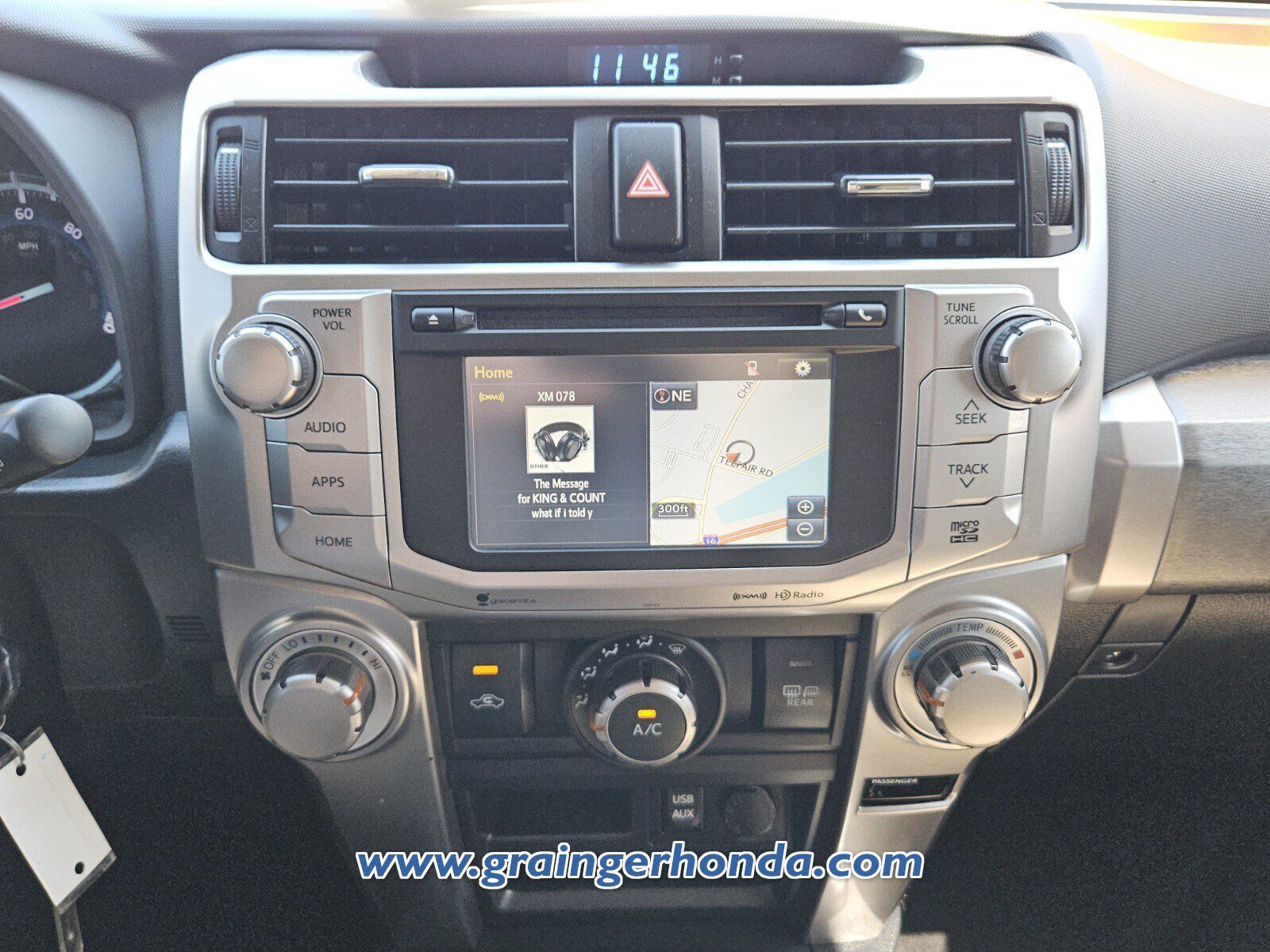 Used 2018 Toyota 4Runner SR5 Premium RWD image 15