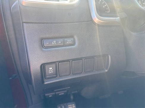 Used 2015 Nissan Murano SV image 89