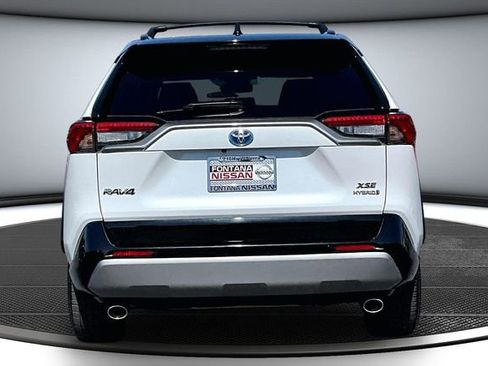 Used 2023 Toyota RAV4 XSE AWD/4WD image 5
