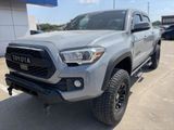 Used 2018 Toyota Tacoma TRD Off-Road image 2