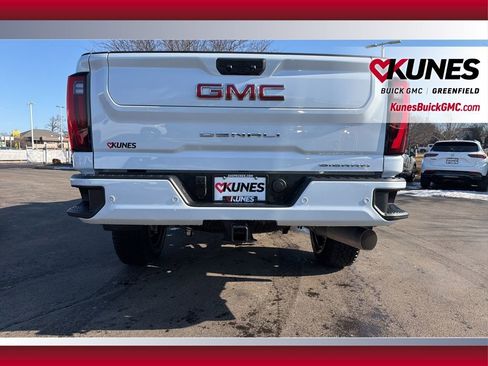 Used 2026 GMC Sierra 3500 Denali w/ Denali Reserve Package image 6