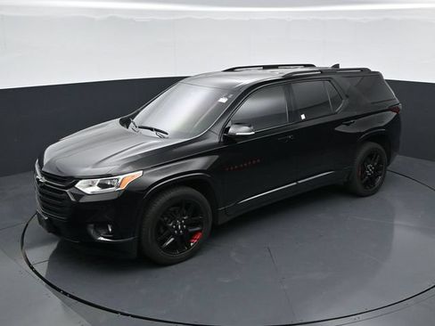 Used 2019 Chevrolet Traverse Premier w/ Redline Edition AWD/4WD image 34