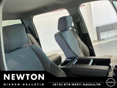 Used 2022 Toyota Tundra SR5 RWD image 16