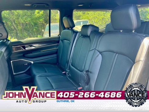 Used 2024 Jeep Wagoneer 4WD image 35