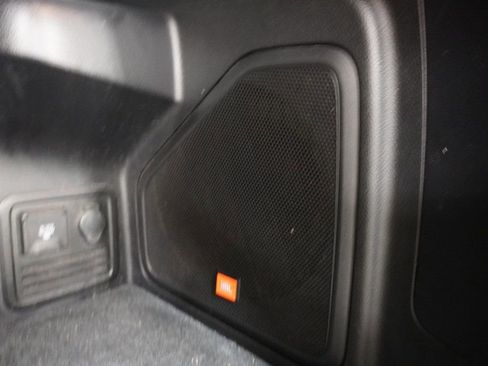 Used 2016 Toyota 4Runner Limited image 17