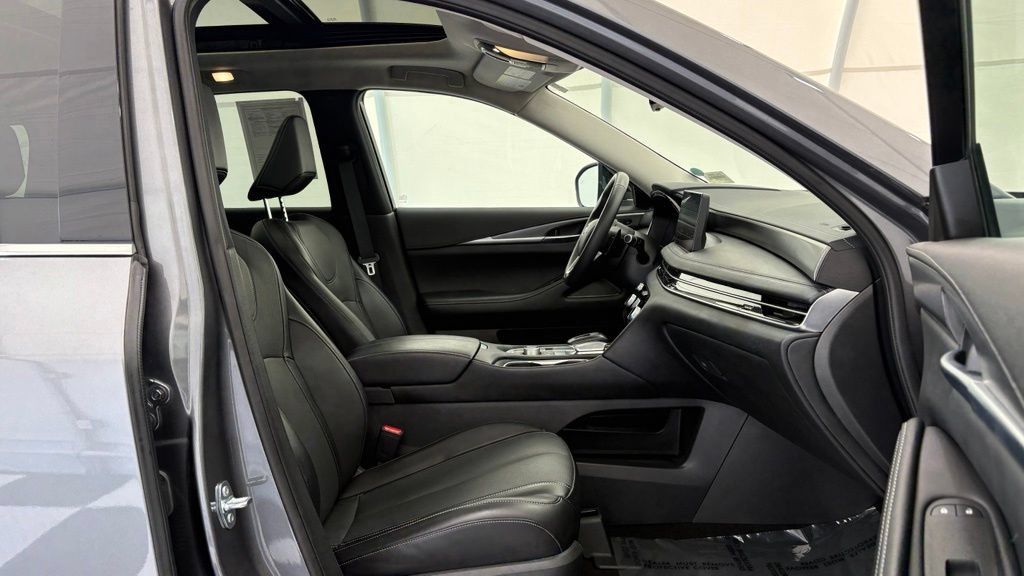 Used 2024 INFINITI QX60 Luxe AWD/4WD image 26