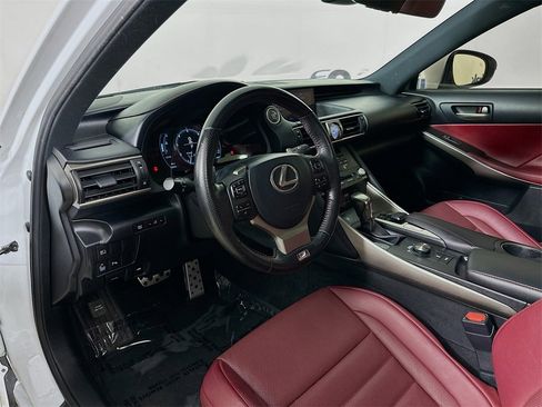 Used 2019 Lexus IS 350 image 10