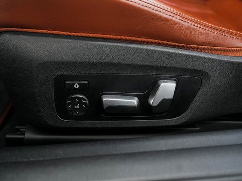 Used 2022 BMW M4 xDrive Competition image 35