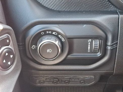 Certified 2024 Jeep Wrangler Unlimited Rubicon 392 AWD/4WD image 29