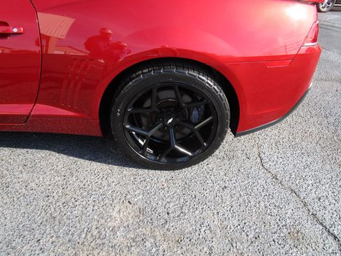 Used 2014 Chevrolet Camaro SS w/ RS Package image 16