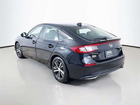 Used 2023 Honda Civic LX image 5